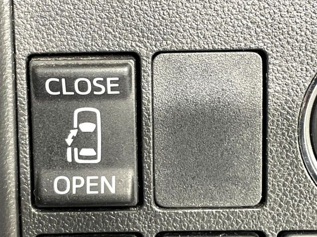 【パワースライドドア】スマートキーや運転席のスイッチでスライドドアの開閉が可能♪電動だから力を入れてドアを開ける必要が無く、小さいお子様でも、重い荷物を持っている時もラクに開け閉めできます♪