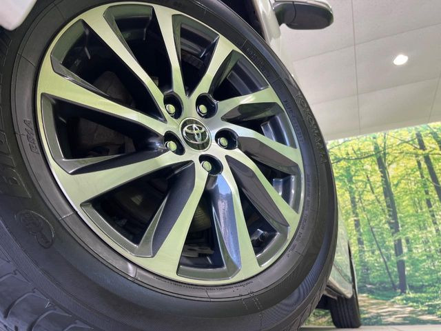 �y����17�C���`�A���~�z�C�[���z�O�ςɃ}�b�`���������A���~�z�C�[���𑕒����Ă���܂��B�e��ЊO�A���~�z�C�[����A�X�^�b�h���X�^�C�����戵�����Ă���܂��B���񂲑��k����������