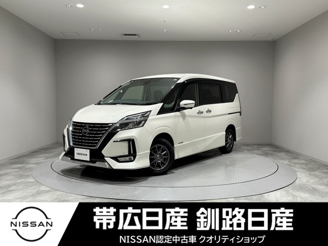 セレナ2.0 ハイウェイスターV 4WD