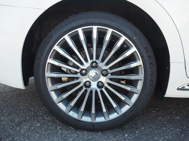 クラウンマジェスタ2.5 Four 4WD