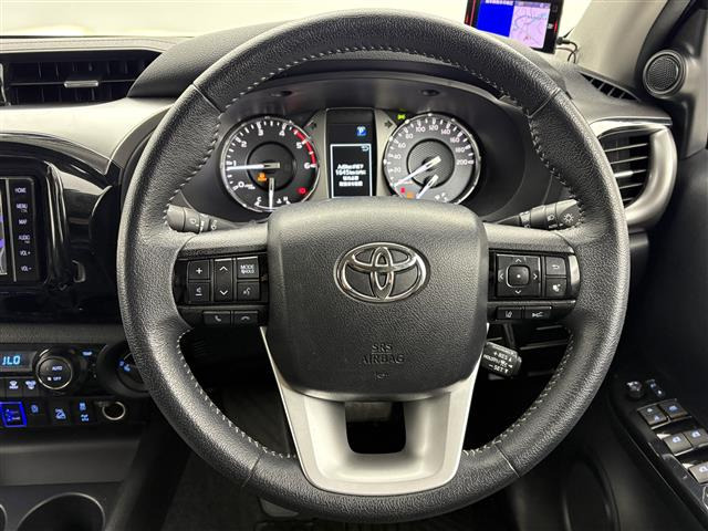 ハイラックス2.4 Z ディーゼル 4WD