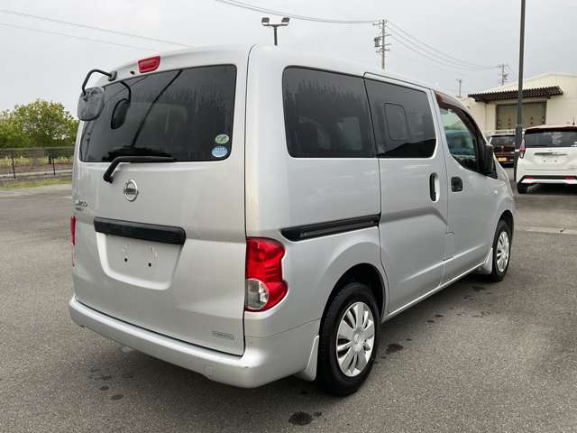 NV200バネットバン1.6 VX