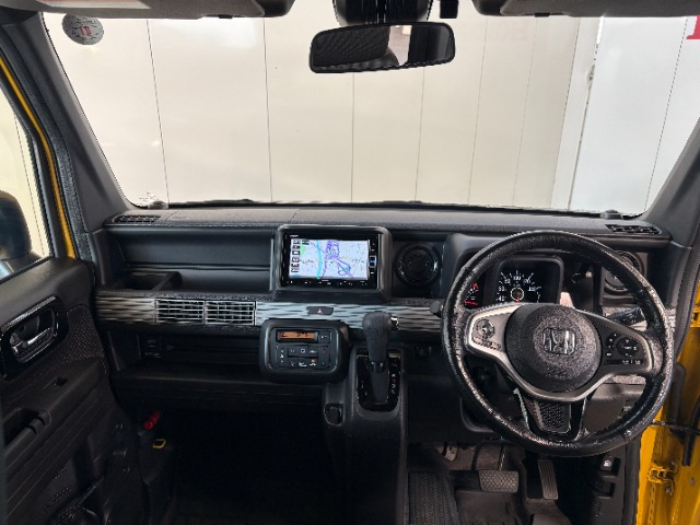 N-VAN+スタイル ファン ターボ  4WD
