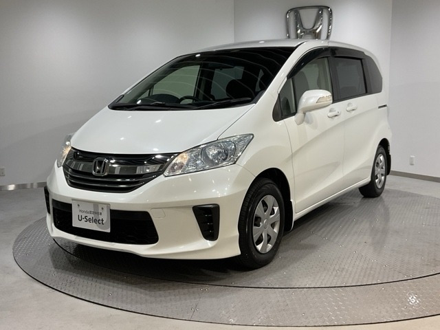 フリード1.5 G プレミアムエディション