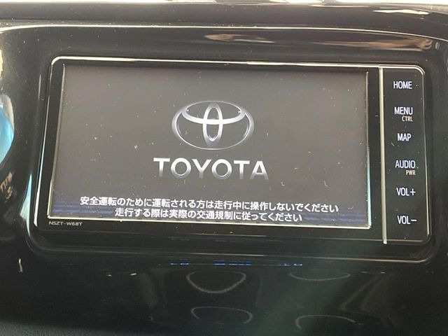 �y�����i�r�z�l�C�̏����i�r�𑕔����Ă���܂��B�i�r�̎g���₷���͂������A�I�[�f�B�I�@�\���[��!�L�����v�◷�s�͂������A�ʋ΂┃�����ȂǕ��i�̃h���C�u���y�����Ȃ�͂���