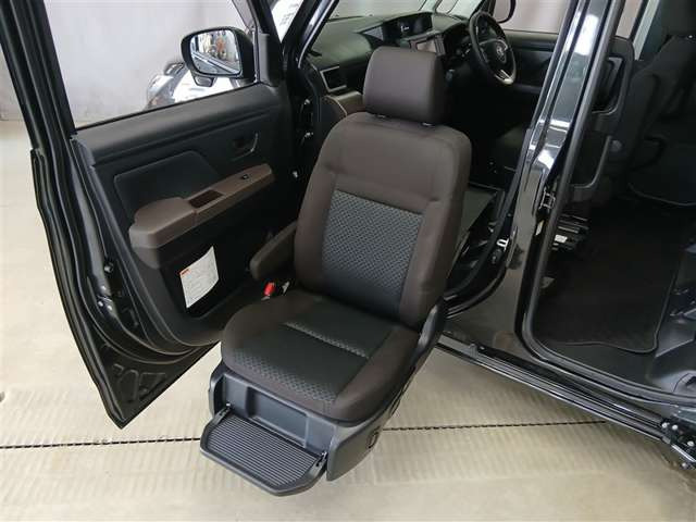 ルーミー1.0 G 4WD