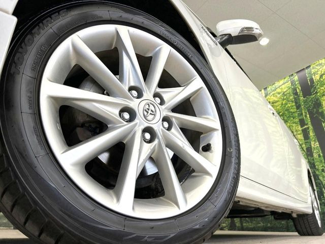 �y����17�C���`�A���~�z�C�[���z�O�ςɃ}�b�`���������A���~�z�C�[���𑕒����Ă���܂��B�e��ЊO�A���~�z�C�[����A�X�^�b�h���X�^�C�����戵�����Ă���܂��B���񂲑��k����������