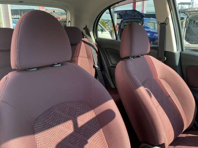 マーチ1.2 G FOUR 4WD