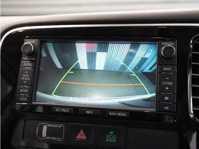 アウトランダーPHEV2.0 G ナビパッケージ 4WD