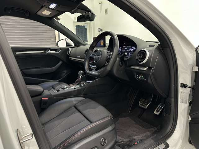S3セダン2.0 4WD