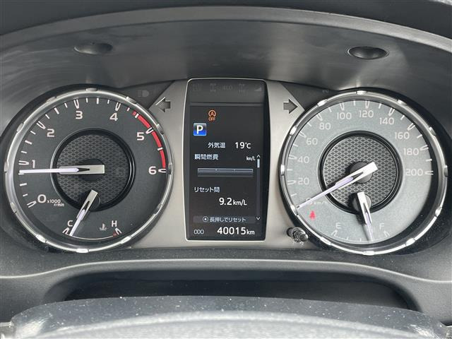 ハイラックス2.4 Z ディーゼル 4WD