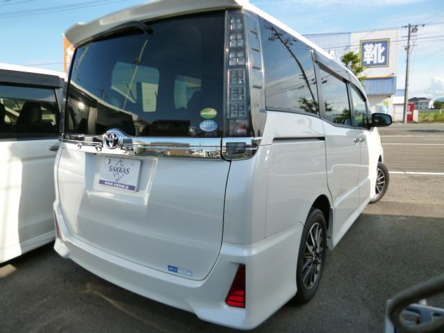 ヴォクシー2.0 ZS 煌