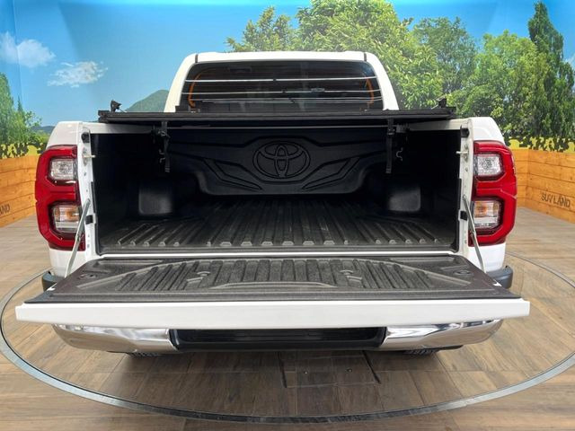�ύڗ�500kg�̍L�X�Ƃ����f�b�L�́A�V�т���d���܂ő��p�r�Ɏg���܂��B�x�b�h���C�i�[��g�m�J�o�[�̎��t���������k��������