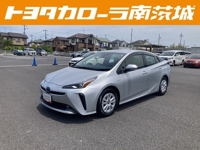 プリウス1.8 S