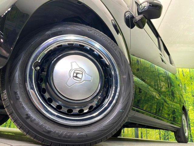 �y14�C���`�A���~�z�C�[���z�O�ςɃ}�b�`�����A���~�z�C�[���𑕒����Ă���܂��B�e��A���~�z�C�[����A�X�^�b�h���X�^�C�����戵�����Ă���܂��B���񂲑��k����������