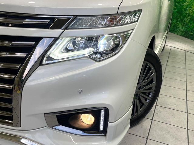 �yLED�w�b�h���C�g�z���V����ԑ��s�����ǍD�Ȏ��E���m�ۂ����S���ĉ^�]�ł��鍂�P�xLED�w�b�h���C�g�𑕔�!�_�����x�������A����d�͂��}�����Ă��܂��B