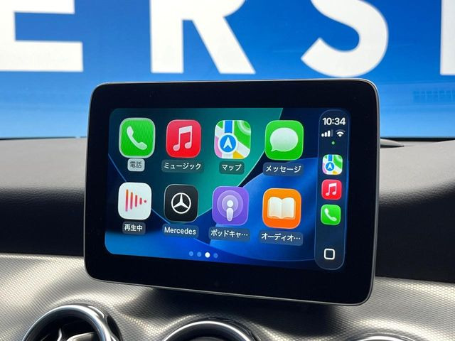 ��Apple Car Play:�X�}�z�Ƃ̗L���ڑ��ŁA�i�r�E�I�[�f�B�I�Đ��ȂǃX�}�z�̃A�v���@�\����ʂł��g����֗��@�\�ł�!