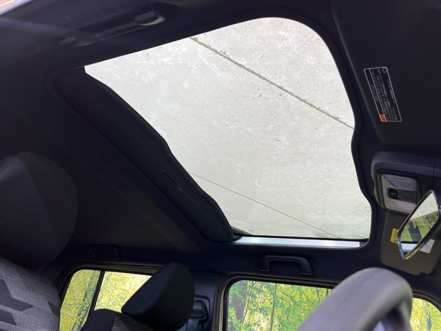 タフトX 4WD