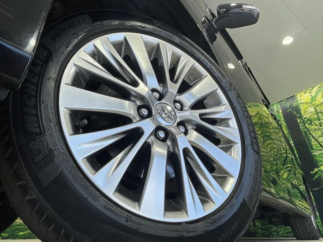 �y����18�C���`�A���~�z�C�[���z�O�ςɃ}�b�`���������A���~�z�C�[���𑕒����Ă���܂��B�e��ЊO�A���~�z�C�[����A�X�^�b�h���X�^�C�����戵�����Ă���܂��B���񂲑��k����������