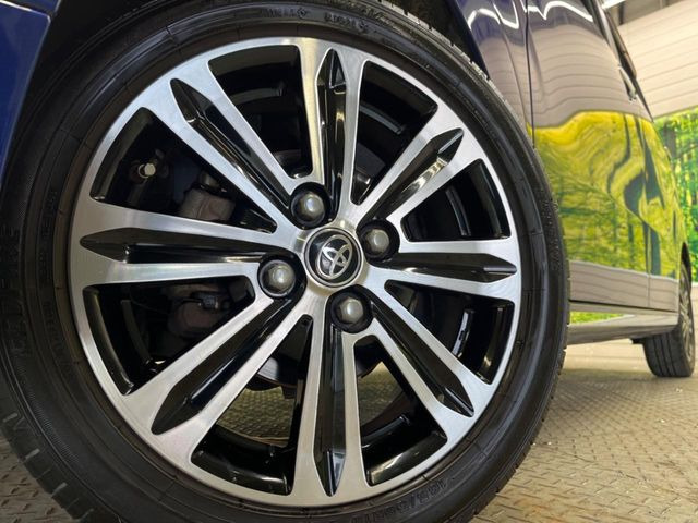 �y����15�C���`�A���~�z�C�[���z�O�ςɃ}�b�`���������A���~�z�C�[���𑕒����Ă���܂��B�e��ЊO�A���~�z�C�[����A�X�^�b�h���X�^�C�����戵�����Ă���܂��B���񂲑��k����������