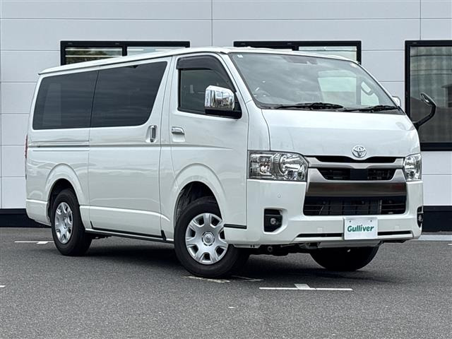 ハイエースバン