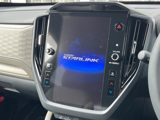 �y11.6�C���`�i�r�z�X�}�[�g�t�H�����o�Ŏg�p�ł���A�C���p�N�g�̂���11.6�C���`�i�r�𑕔�!�i�r��I�[�f�B�I����͂������A�e��ԗ��������̉�ʂ���m�F�E�ݒ�ł��܂���