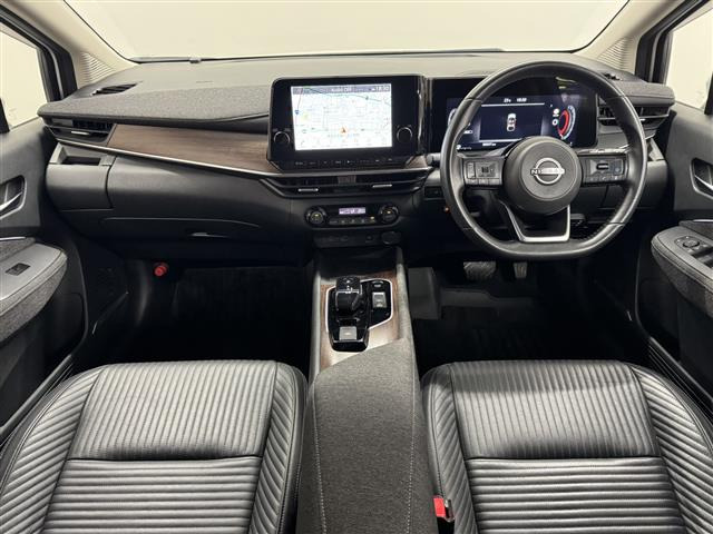 ノートオーラ1.2 G レザーエディション
