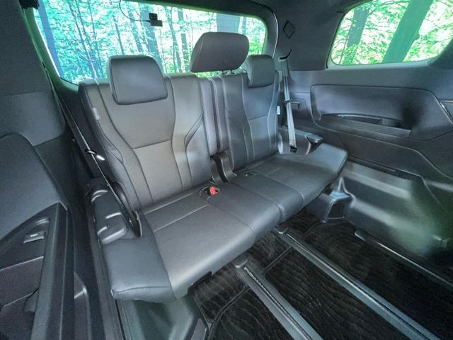 3��ڃV�[�g�͂�������ԗǍD����l�ł��������ƍ����Ē����܂��̂ŁA��l���ł̂��o���������N���N�ł��􂲉Ƒ��ŁA�C�̒m�ꂽ���ԂŁA�h���C�u�ɍs���̂��y���݂ł��ˁ�