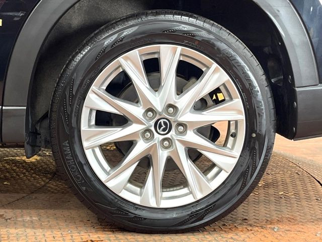 �y����19�C���`�A���~�z�C�[���z�O�ςɃ}�b�`���������A���~�z�C�[���𑕒����Ă���܂��B�e��ЊO�A���~�z�C�[����A�X�^�b�h���X�^�C�����戵�����Ă���܂��B���񂲑��k����������
