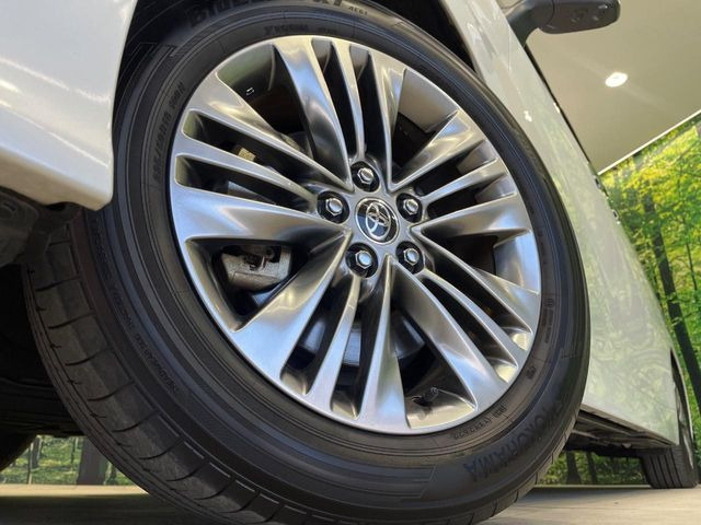 �y����18�C���`�A���~�z�C�[���z�O�ςɃ}�b�`���������A���~�z�C�[���𑕒����Ă���܂��B�e��ЊO�A���~�z�C�[����A�X�^�b�h���X�^�C�����戵�����Ă���܂��B���񂲑��k����������
