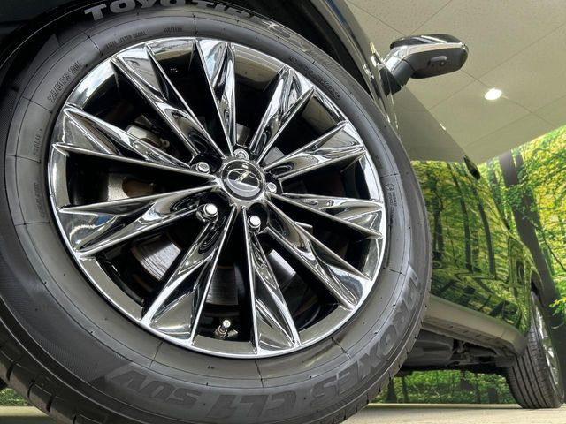 �y����18�C���`�A���~�z�C�[���z�O�ςɃ}�b�`���������A���~�z�C�[���𑕒����Ă���܂��B�e��ЊO�A���~�z�C�[����A�X�^�b�h���X�^�C�����戵�����Ă���܂��B���񂲑��k����������