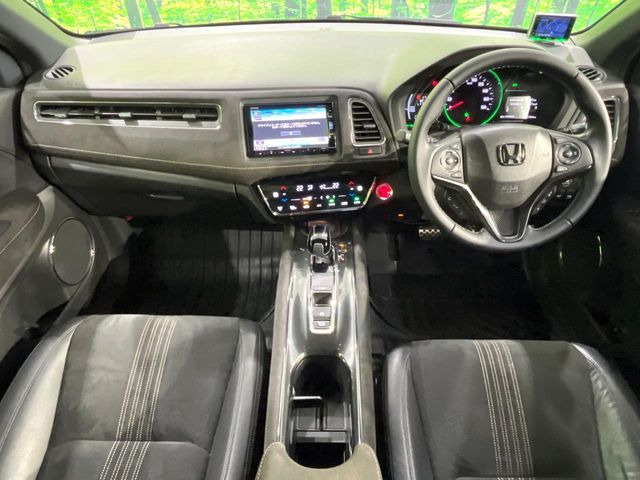 ヴェゼル1.5 ハイブリッド RS ホンダセンシング