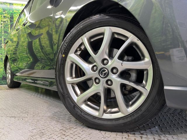 �y�����A���~�z�C�[���z�O�ςɃ}�b�`���������A���~�z�C�[���𑕒����Ă���܂��B�e��ЊO�A���~�z�C�[����A�X�^�b�h���X�^�C�����戵�����Ă���܂��B���񂲑��k����������