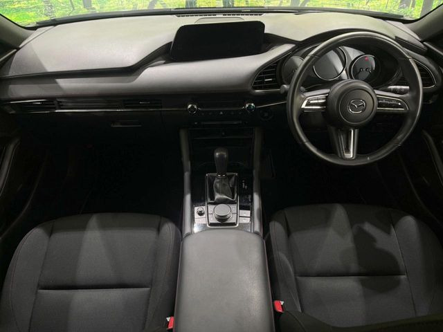 MAZDA3ファストバック1.8 XD ブラックトーンエディション