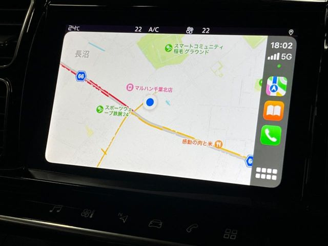 ��Apple Car Play:�X�}�z�Ƃ̗L���ڑ��ŁA�i�r�E�I�[�f�B�I�Đ��ȂǃX�}�z�̃A�v���@�\����ʂł��g����֗��@�\�ł�!