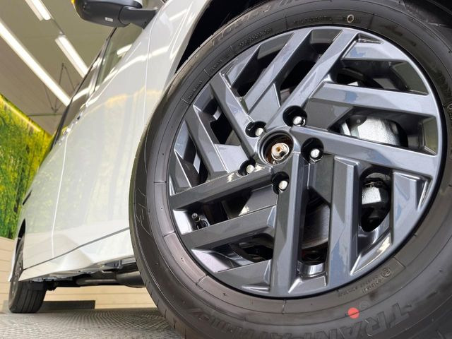 �y16�C���`�A���~�z�C�[���z�O�ςɃ}�b�`�����A���~�z�C�[���𑕒����Ă���܂��B�e��A���~�z�C�[����A�X�^�b�h���X�^�C�����戵�����Ă���܂��B���񂲑��k����������
