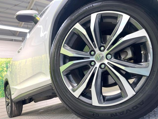 �y�����A���~�z�C�[���z�O�ςɃ}�b�`���������A���~�z�C�[���𑕒����Ă���܂��B�e��ЊO�A���~�z�C�[����A�X�^�b�h���X�^�C�����戵�����Ă���܂��B���񂲑��k����������