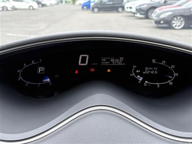 セレナ2.0 ハイウェイスター Vセレクション+Safety II S-HYBRID