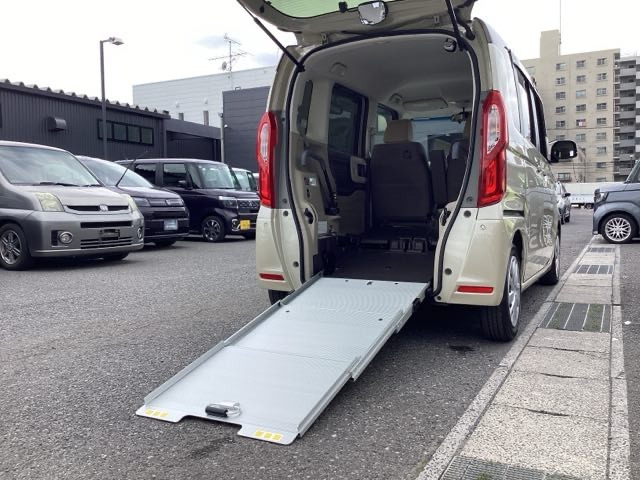N-BOXG スロープ L ホンダセンシング 車いす専用装備装着車