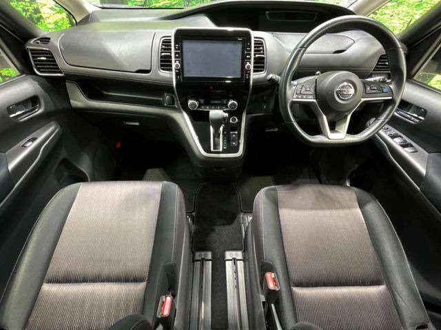 セレナ2.0 ハイウェイスター プロパイロット エディション