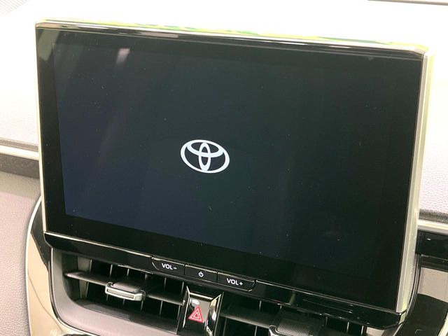 �y10.5�C���` �f�B�X�v���C�I�[�f�B�I�z���ʂ̃f�B�X�v���C��AppleCarPlay��AndroidAuto�����p�\�B�傫�ȉ�ʂŃX�}�z�i�r�A�v���������p���������܂���