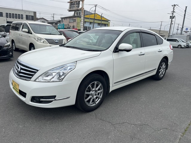 ティアナ2.5 250XL FOUR 4WD