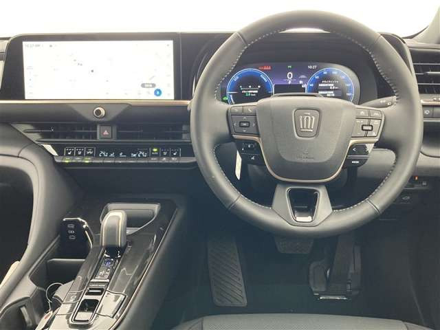 クラウンスポーツ2.5 Z E-Four 4WD