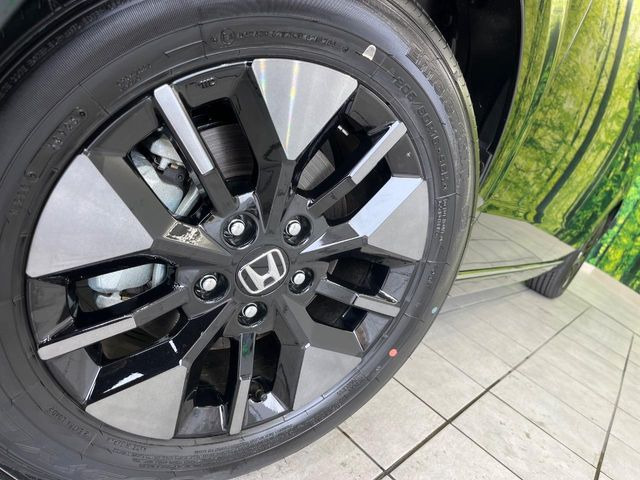 �y����16�C���`�A���~�z�C�[���z�O�ςɃ}�b�`���������A���~�z�C�[���𑕒����Ă���܂��B�e��ЊO�A���~�z�C�[����A�X�^�b�h���X�^�C�����戵�����Ă���܂��B���񂲑��k����������