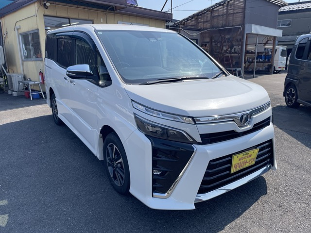 ヴォクシー2.0 ZS 煌II 4WD