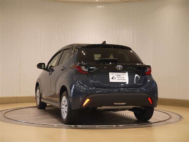 ヤリス1.5 ハイブリッド X E-Four 4WD
