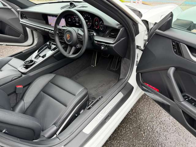 �|���V�F�G���g���[&�h���C�u(�L�[�t���[)�E911Carrera���S����X�J�b�t�v���[�g�B