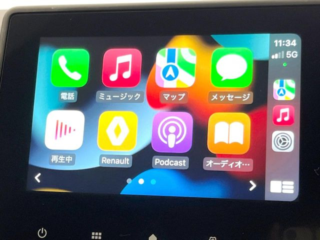 ��Apple Car Play:�X�}�z�Ƃ̗L���ڑ��ŁA�i�r�E�I�[�f�B�I�Đ��ȂǃX�}�z�̃A�v���@�\����ʂł��g����֗��@�\�ł�!