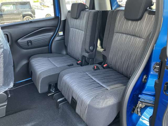 �㕔���Ȃ͑O��ɓ��������Ƃ��\�ɂȂ�܂��B