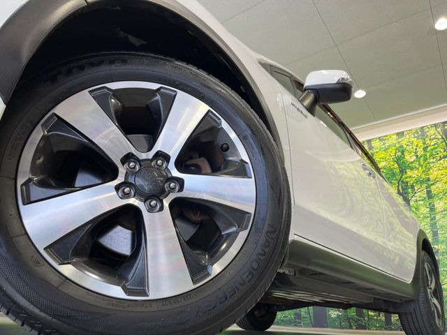 �y����17�C���`�A���~�z�C�[���z�O�ςɃ}�b�`���������A���~�z�C�[���𑕒����Ă���܂��B�e��ЊO�A���~�z�C�[����A�X�^�b�h���X�^�C�����戵�����Ă���܂��B���񂲑��k����������